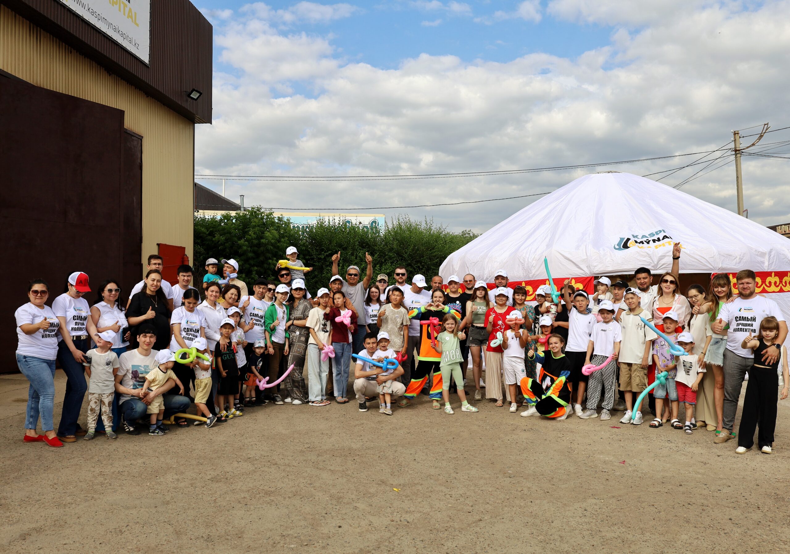 2 июня наша команда организовала мероприятие в честь праздника Дня защиты детей